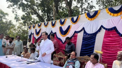 রাজাপুরে ধানের শীষের পক্ষে ভোট চেয়ে ছাত্রদলের প্রচারণা